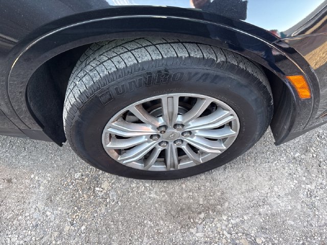 Used 2019 Cadillac XT5 AWD image 6
