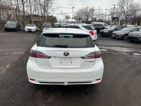 Used 2013 Lexus CT 200h w/ Premium Pkg w/Navigation image 8