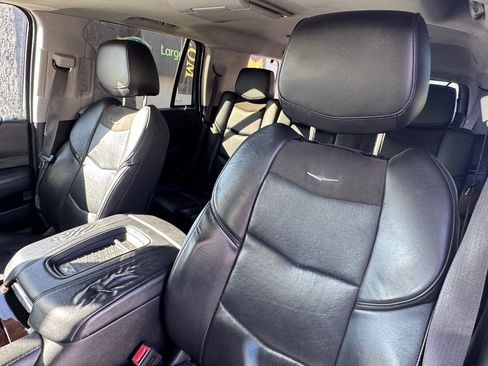 Used 2017 Cadillac Escalade Premium Luxury AWD/4WD image 6