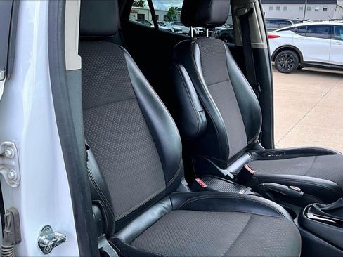 Used 2019 Buick Encore Preferred FWD image 30