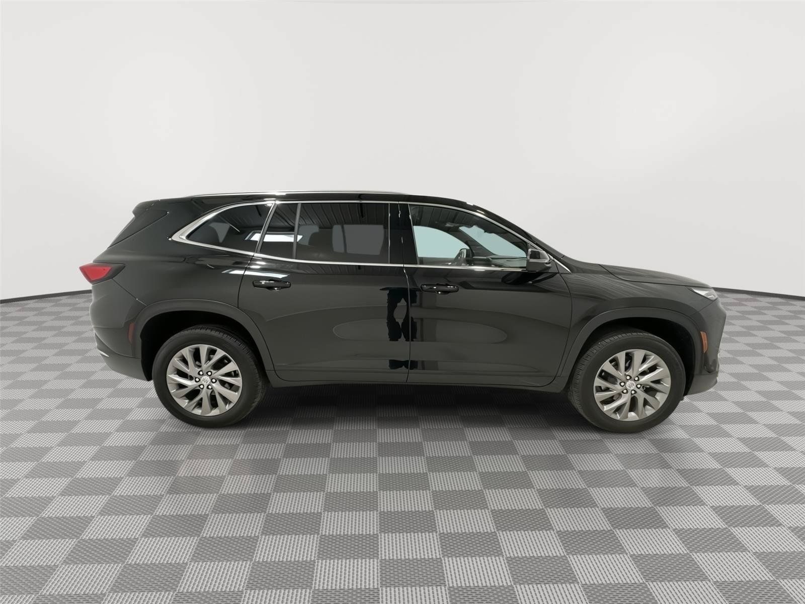 Used 2026 Buick Enclave Preferred w/ Power Package AWD/4WD image 4