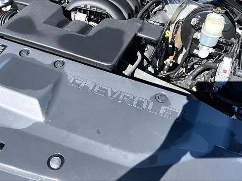 Used 2015 Chevrolet Suburban LTZ AWD/4WD image 38