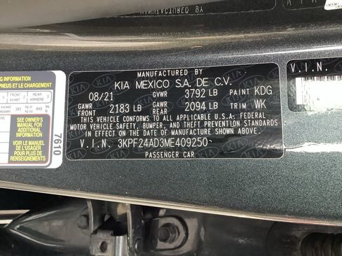 Used 2021 Kia Forte LXS FWD image 30