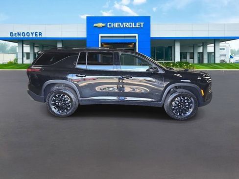 New 2026 Chevrolet Traverse Z71 w/ Enhanced Driving Package AWD/4WD image 6