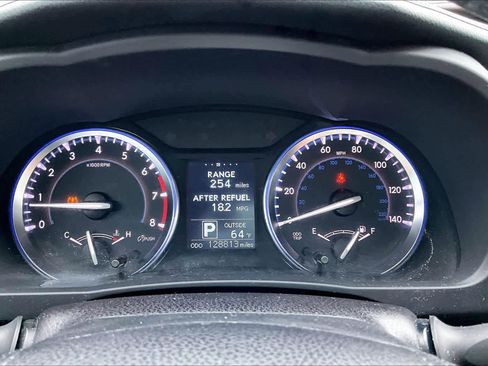 Used 2015 Toyota Highlander Plus FWD image 23