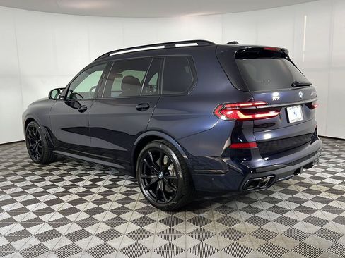 Certified 2025 BMW X7 M60i AWD/4WD image 9