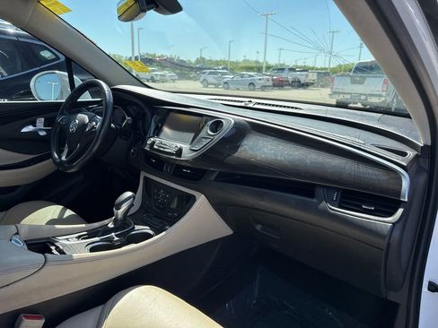 Used 2020 Buick Envision Essence FWD image 10