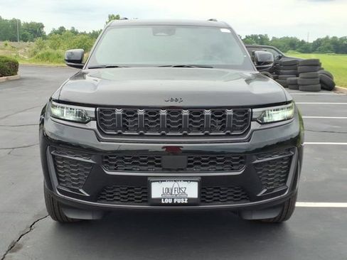 New 2026 Jeep Grand Cherokee L 4WD image 24