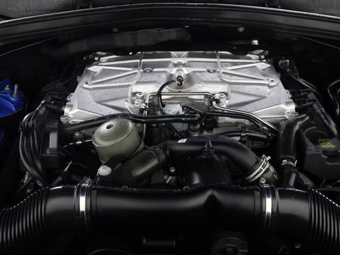 Used 2022 Jaguar F-PACE SVR image 26