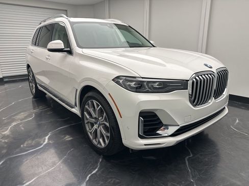 Used 2020 BMW X7 xDrive40i w/ Luxury Seating Package image 2
