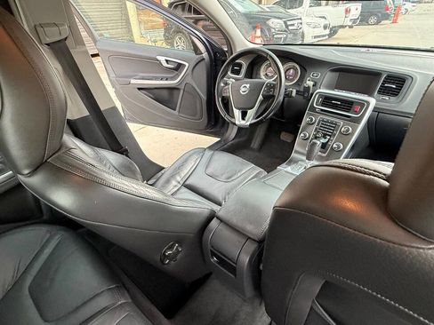 Used 2012 Volvo S60 T5 w/ Climate Pkg FWD image 58