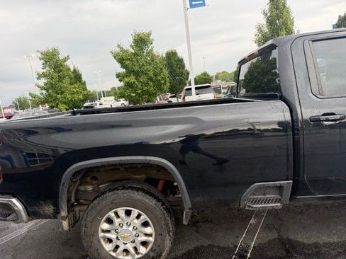 Used 2024 Chevrolet Silverado 2500 LT w/ Convenience Package AWD/4WD image 19
