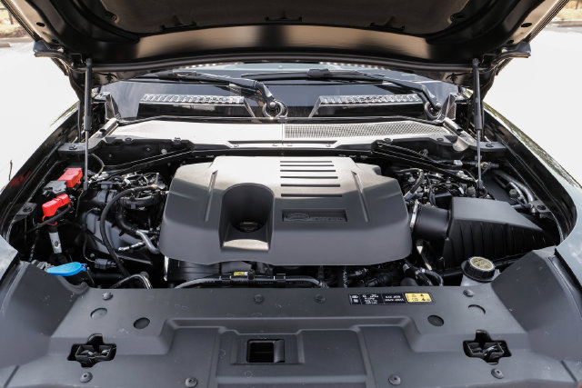 New 2026 Land Rover Defender 110 X AWD/4WD image 57