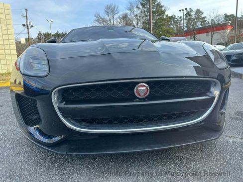 Used 2018 Jaguar F-TYPE Coupe image 6