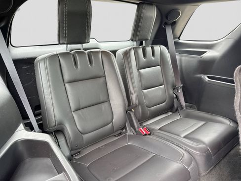 Used 2015 Ford Explorer Sport w/ Equipment Group 401A AWD/4WD image 27