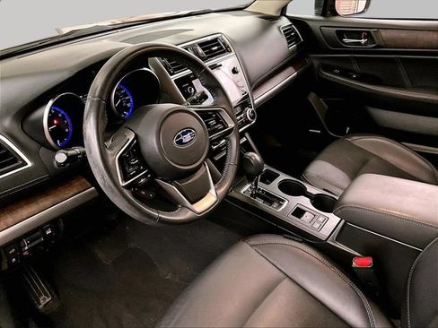 Used 2018 Subaru Outback 3.6R Limited AWD/4WD image 13