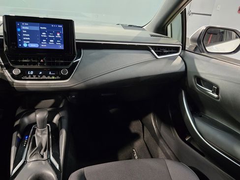 Used 2024 Toyota Corolla SE image 11