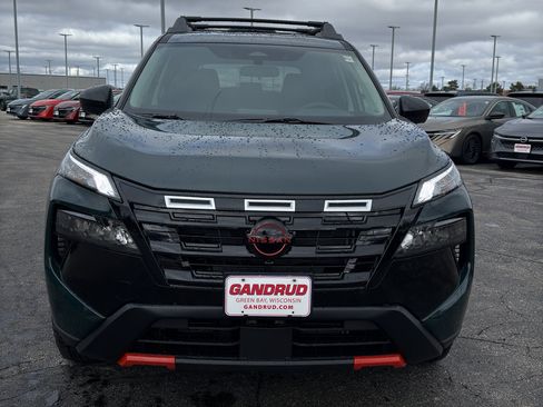 New 2026 Nissan Rogue SV AWD/4WD image 3