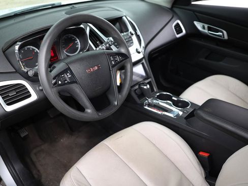 Used 2016 GMC Terrain SLE FWD image 4