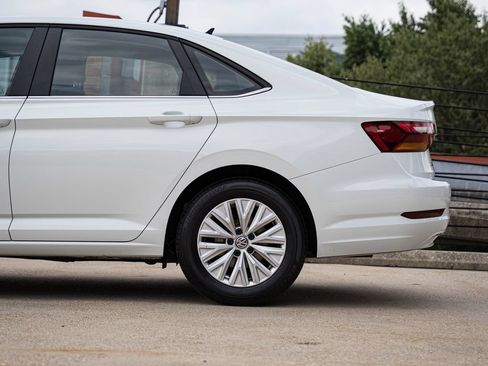 Used 2019 Volkswagen Jetta S w/ Driver Assistance Package FWD image 4