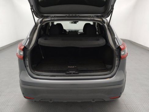 Used 2020 Nissan Rogue Sport SV FWD image 29