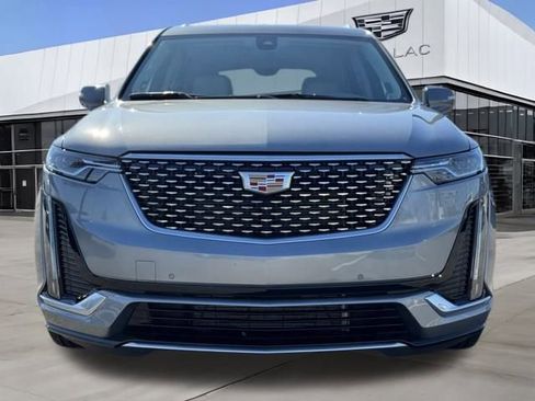Certified 2024 Cadillac XT6 Premium Luxury image 4