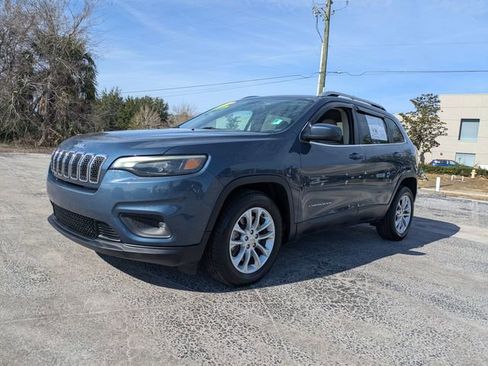 Used 2019 Jeep Cherokee Latitude w/ Popular Appearance Group image 8
