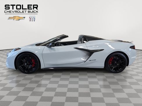 Used 2024 Chevrolet Corvette Z06 w/ Stealth Interior Trim Package image 2