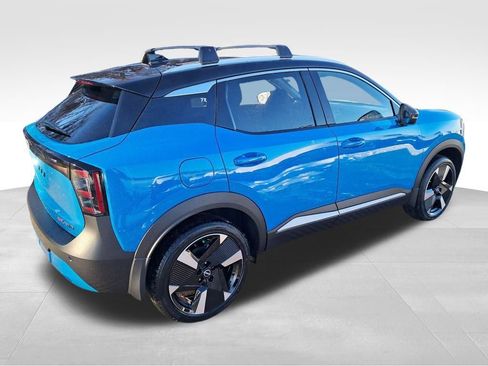 New 2026 Nissan Kicks SR w/ Cold Weather Package image 5