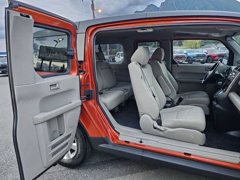 Used 2011 Honda Element EX image 16