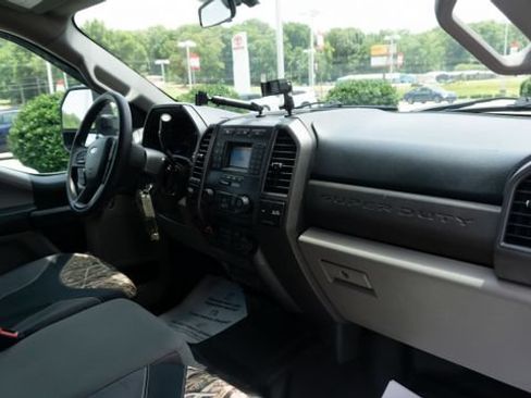 Used 2021 Ford F250 XL w/ STX Appearance Package AWD/4WD image 14
