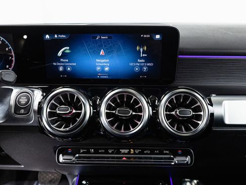 Certified 2023 Mercedes-Benz GLB 250 4MATIC image 15
