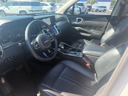 Used 2023 Kia Sorento SX FWD image 9