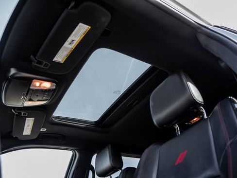 Used 2024 Dodge Durango GT image 19