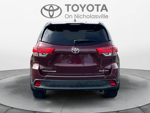 Used 2018 Toyota Highlander XLE w/ Protection Package #3 image 5