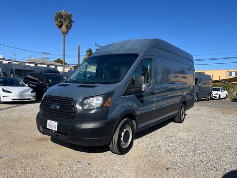 Used 2019 Ford Transit 250 148 High Roof Extended RWD image 1