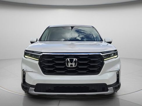 Used 2025 Honda Pilot EX-L image 4