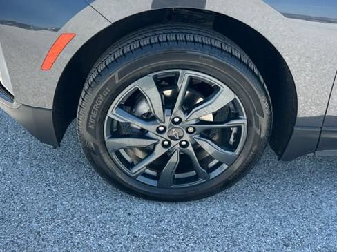 Certified 2022 Chevrolet Equinox RS AWD/4WD image 9