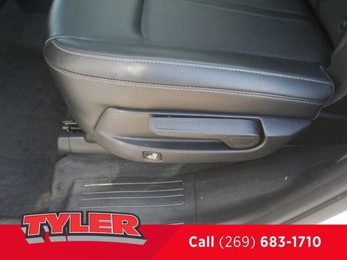 Used 2021 Kia Sorento EX w/ Panoramic Sunroof Package AWD/4WD image 48
