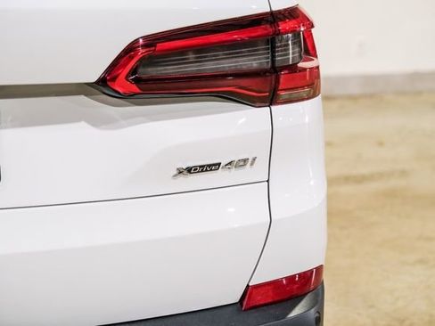 Used 2020 BMW X5 xDrive40i w/ Convenience Package image 30