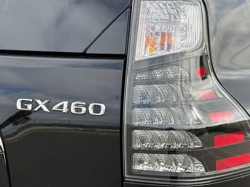 Certified 2023 Lexus GX 460 w/ Black Line Special Edition AWD/4WD image 28