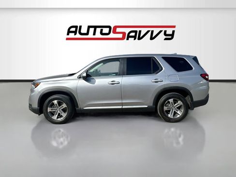 Used 2024 Honda Pilot EX-L image 4