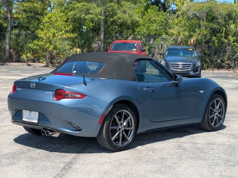 Used 2017 MAZDA MX-5 Miata Grand Touring RWD image 5