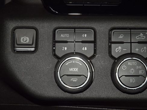 New 2026 Chevrolet Silverado 2500 LTZ w/ LTZ Premium Package image 37