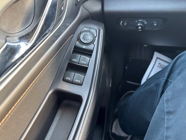 Used 2019 Chevrolet Traverse Premier w/ LPO, Black Accent Package AWD/4WD image 28