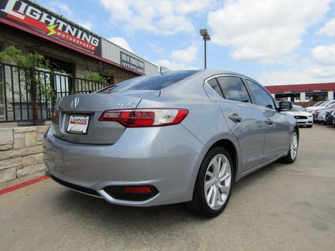 Used 2016 Acura ILX FWD image 4