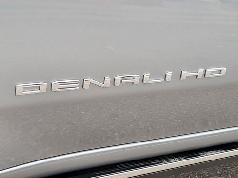 New 2026 GMC Sierra 2500 Denali Ultimate w/ Max Trailering Package image 16