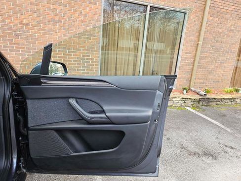 Used 2023 Tesla Model X image 63