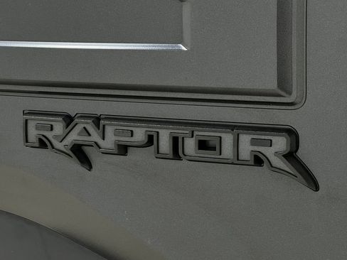Used 2018 Ford F150 Raptor w/ Equipment Group 802A Luxury AWD/4WD image 44