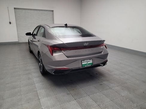 Used 2023 Hyundai Elantra Limited FWD image 6